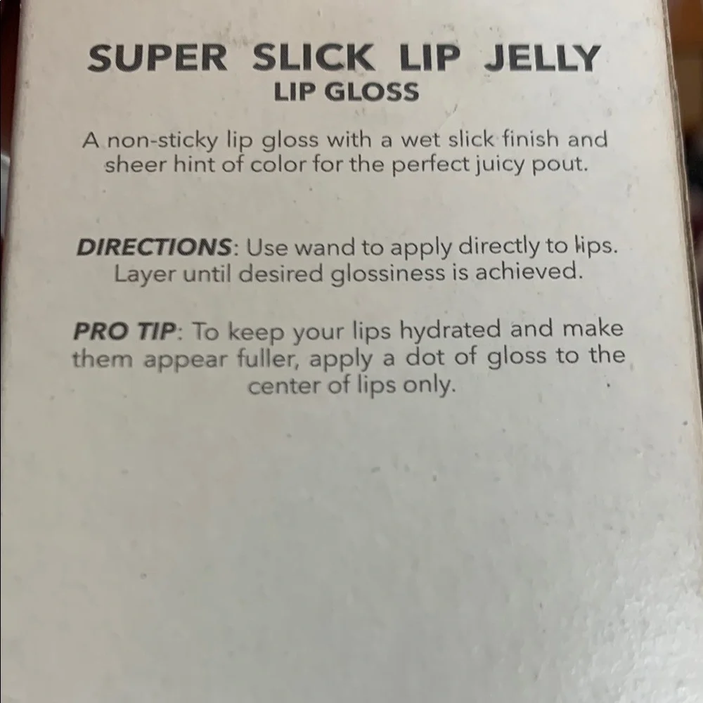 NIB Super Slick Red Lio Jelly Lip Gloss with Rich Color SKYLINE